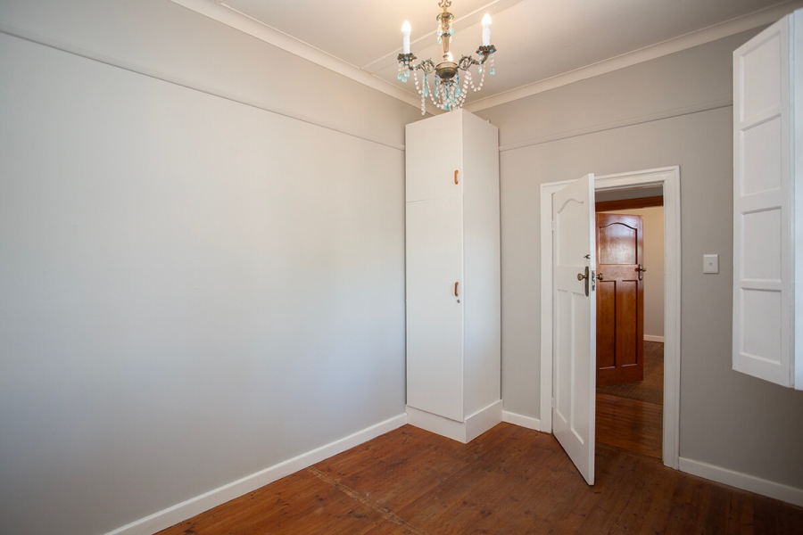 To Let 5 Bedroom Property for Rent in Moorreesburg Western Cape
